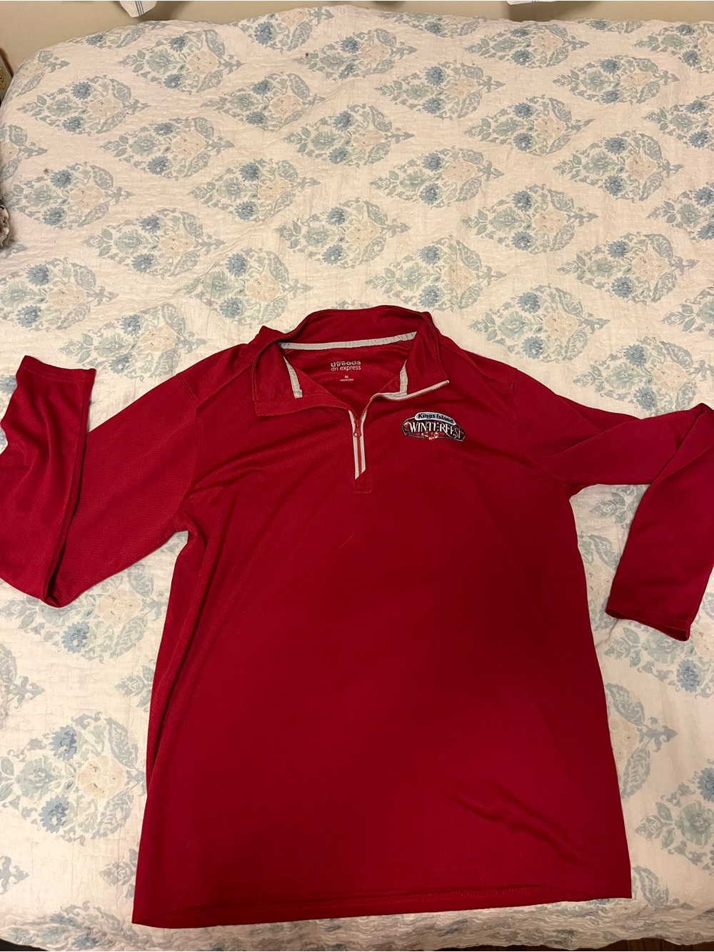 Kings Island Winterfest Red Quarter-Zip Pullover - dri fit textured